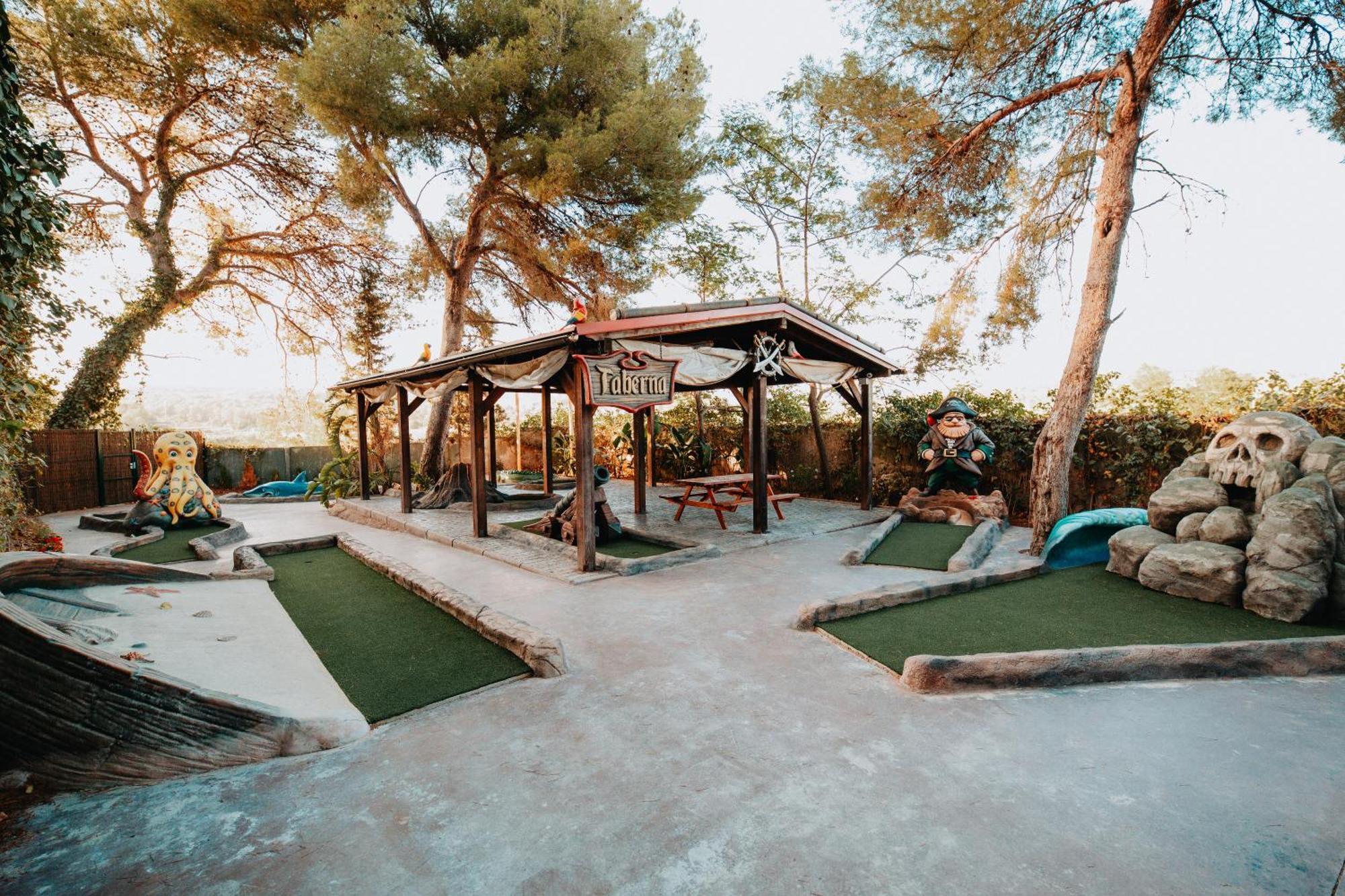 Camping Caledonia ตามาริต ภายนอก รูปภาพ
